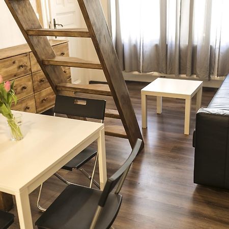 פראג Freedom Rooms & Apartments מראה חיצוני תמונה