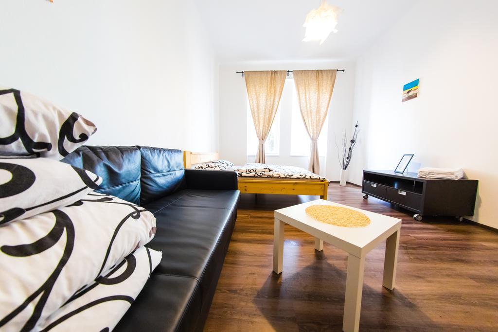 פראג Freedom Rooms & Apartments מראה חיצוני תמונה