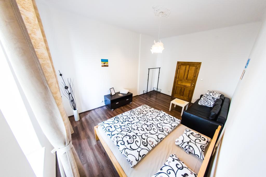 פראג Freedom Rooms & Apartments מראה חיצוני תמונה