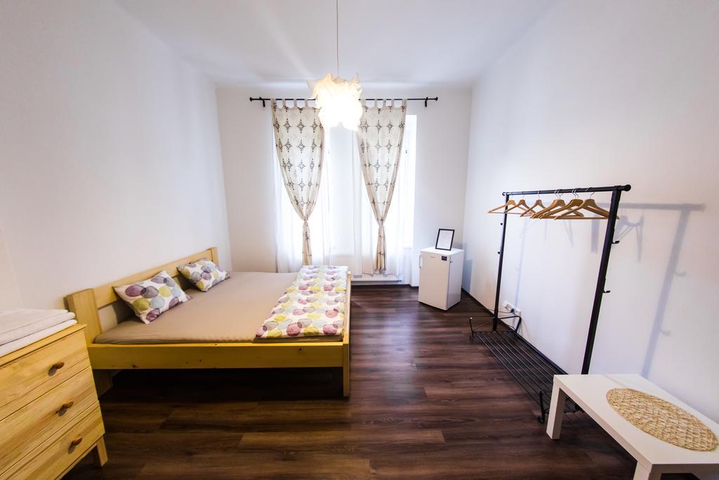 פראג Freedom Rooms & Apartments מראה חיצוני תמונה