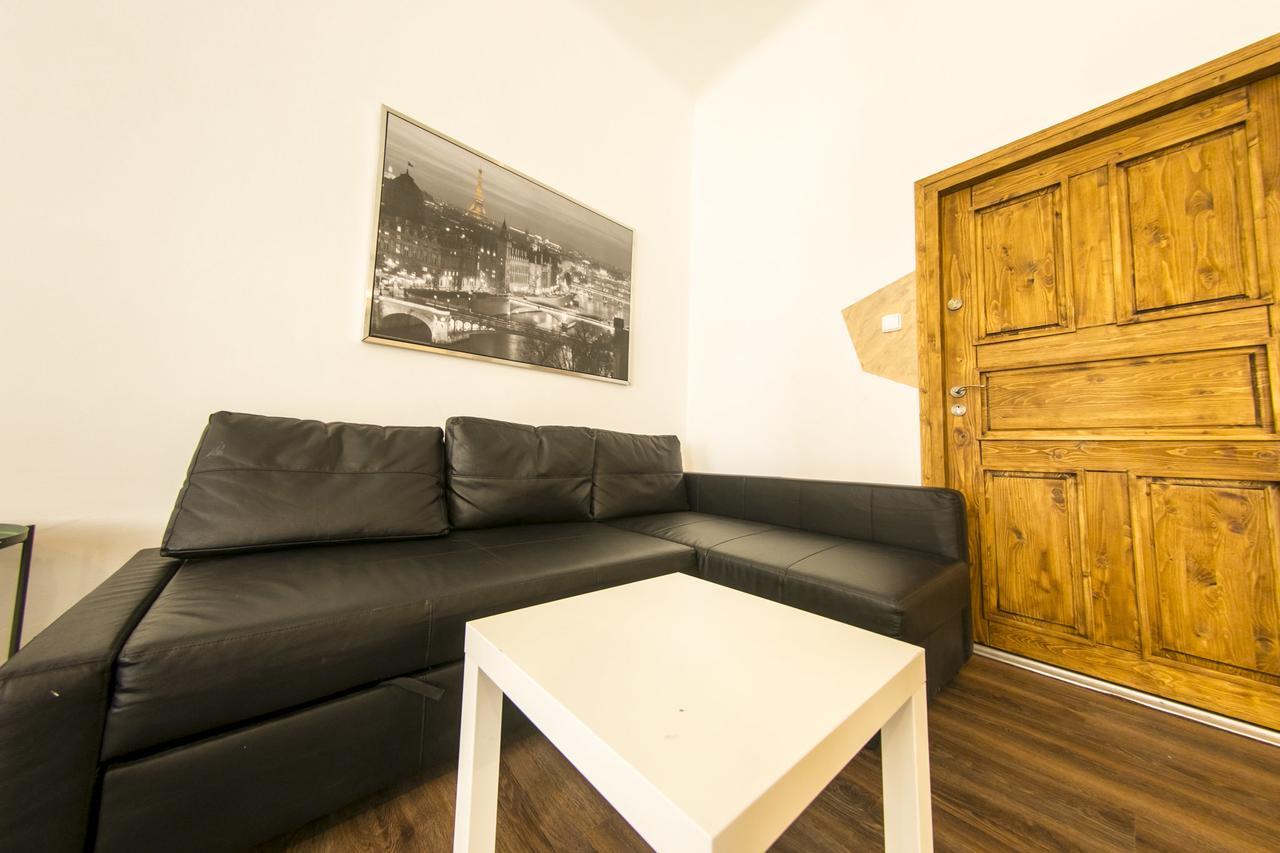 פראג Freedom Rooms & Apartments מראה חיצוני תמונה