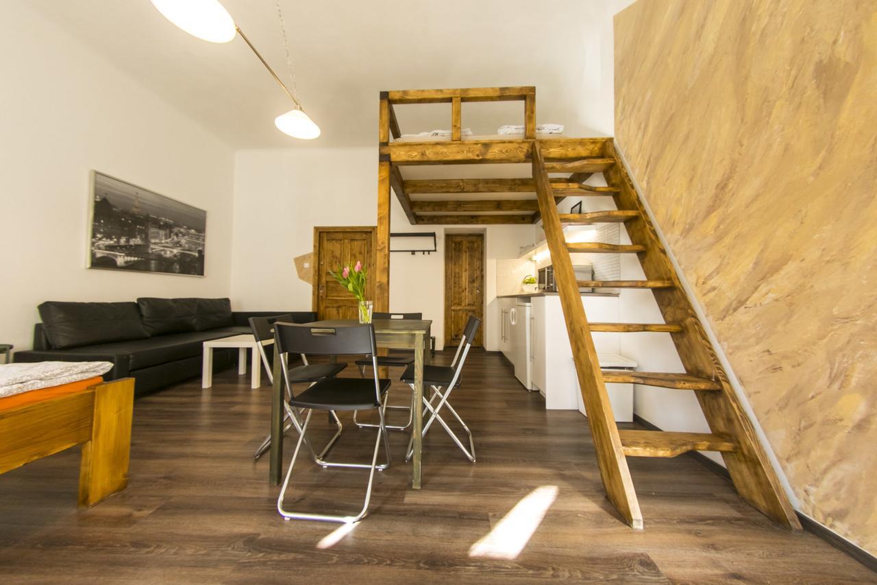 פראג Freedom Rooms & Apartments מראה חיצוני תמונה