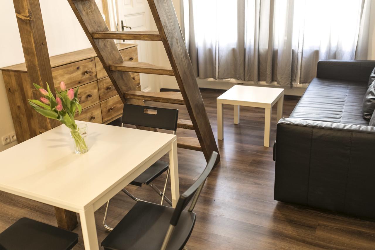 פראג Freedom Rooms & Apartments מראה חיצוני תמונה