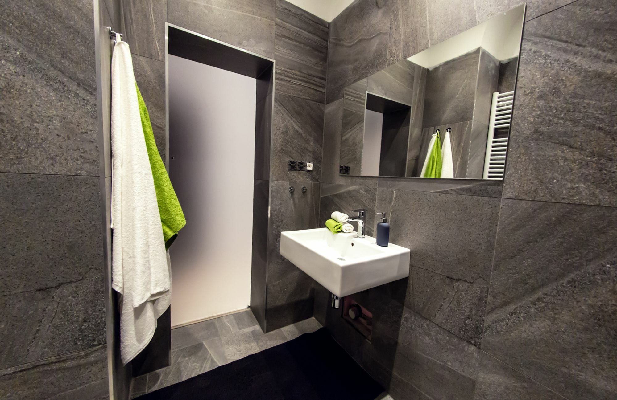 פראג Freedom Rooms & Apartments מראה חיצוני תמונה